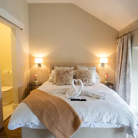 The Oyster House Kapselhotel *