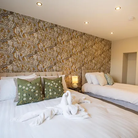 The Oyster House * Clarinbridge