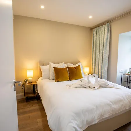 The Oyster House * Clarinbridge